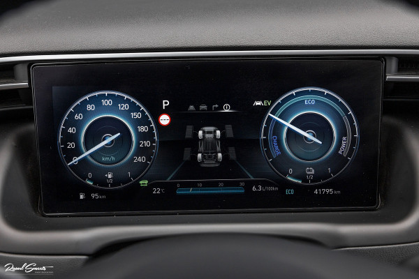 Hyundai Tucson 1.6 T-GDI PHEV Comfort Smart 4WD | Trekhaak | Adaptieve cruise | Apple carplay | Blind spot |