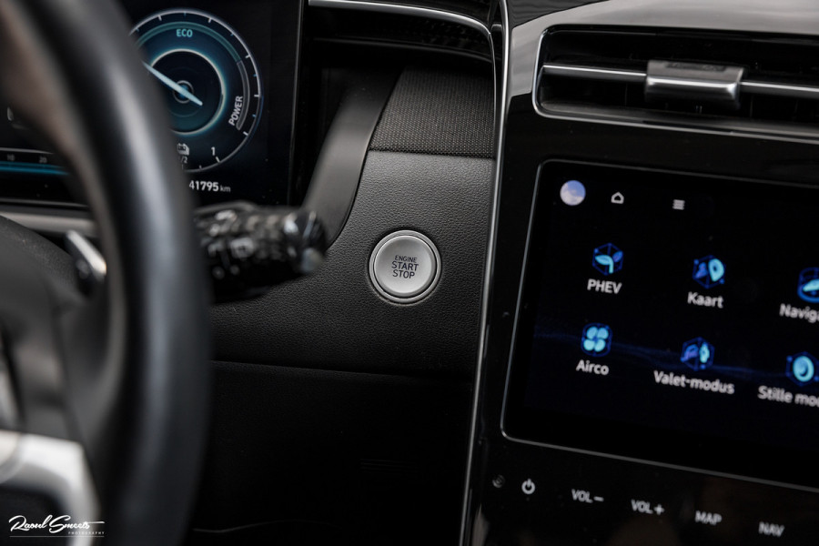Hyundai Tucson 1.6 T-GDI PHEV Comfort Smart 4WD | Trekhaak | Adaptieve cruise | Apple carplay | Blind spot |