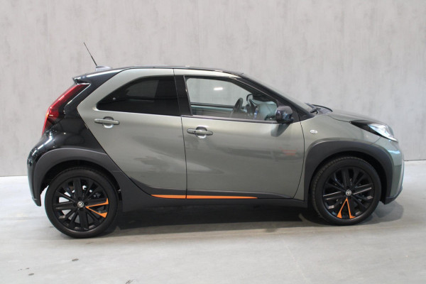 Toyota Aygo X 1.0 VVT-i S-CVT Limited Navigatie/Camera/Carplay Prijs is Rijklaar