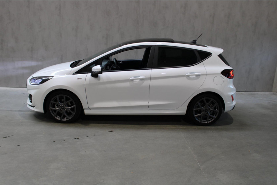 Ford Fiesta 1.0 EcoBoost Hybrid ST-Line X Camera/Pano/Carplay prijs is rijlaar incl 12 maanden bovag
