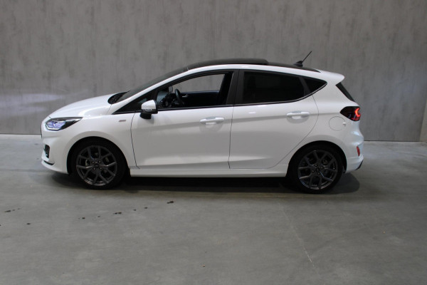 Ford Fiesta 1.0 EcoBoost Hybrid ST-Line X Camera/Pano/Carplay prijs is rijlaar incl 12 maanden bovag