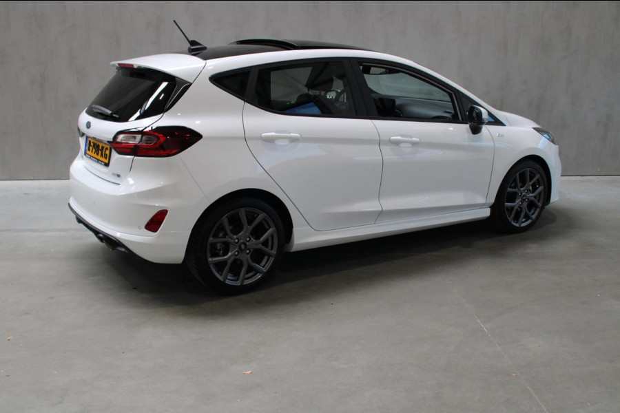 Ford Fiesta 1.0 EcoBoost Hybrid ST-Line X Camera/Pano/Carplay prijs is rijlaar incl 12 maanden bovag