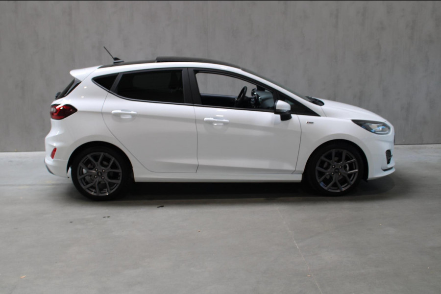 Ford Fiesta 1.0 EcoBoost Hybrid ST-Line X Camera/Pano/Carplay prijs is rijlaar incl 12 maanden bovag