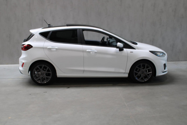 Ford Fiesta 1.0 EcoBoost Hybrid ST-Line X Camera/Pano/Carplay prijs is rijlaar incl 12 maanden bovag