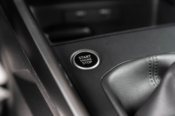 Audi A3 Sportback 30 TFSI Pro Line | Carplay | Navi | 18" S-line