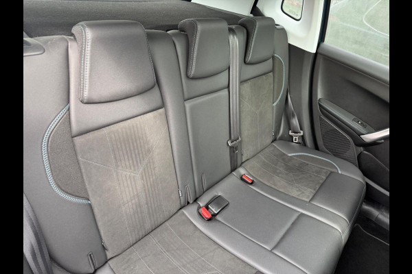 Peugeot 2008 1.2 PureTech | Pano | 110 PK | Clima | Camera