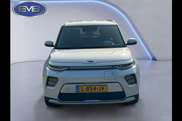 Kia e-Soul ComfortLine 64 kWh, 1e eigenaar,leder, achteruitrijcamera, 73000 km, Nederlandse auto met nationale auto pas