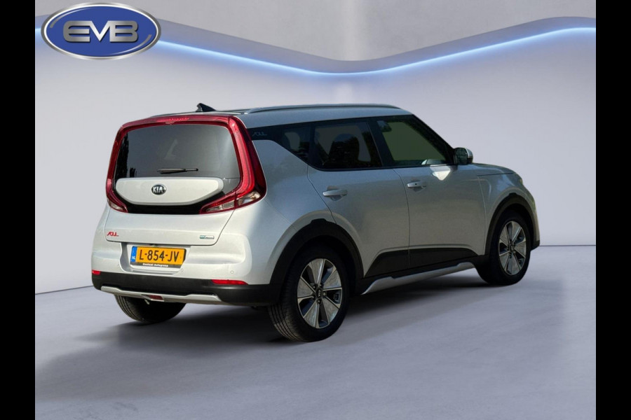Kia e-Soul ComfortLine 64 kWh, 1e eigenaar,leder, achteruitrijcamera, 73000 km, Nederlandse auto met nationale auto pas