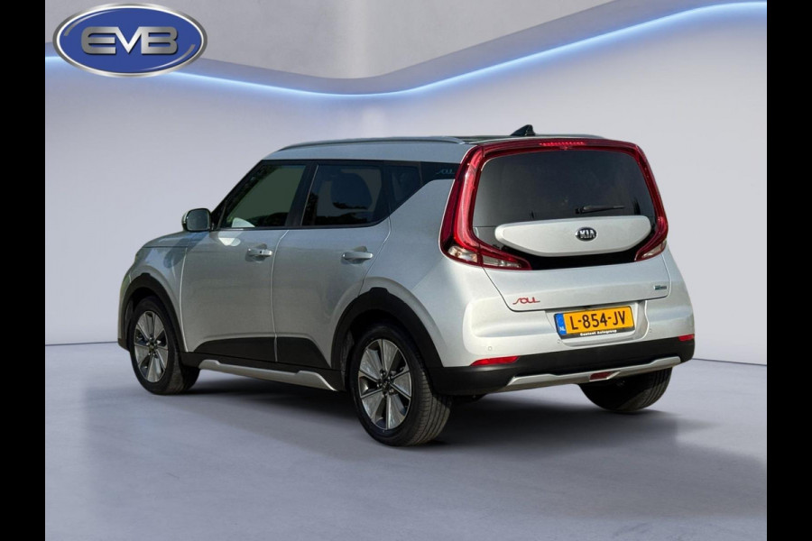 Kia e-Soul ComfortLine 64 kWh, 1e eigenaar,leder, achteruitrijcamera, 73000 km, Nederlandse auto met nationale auto pas