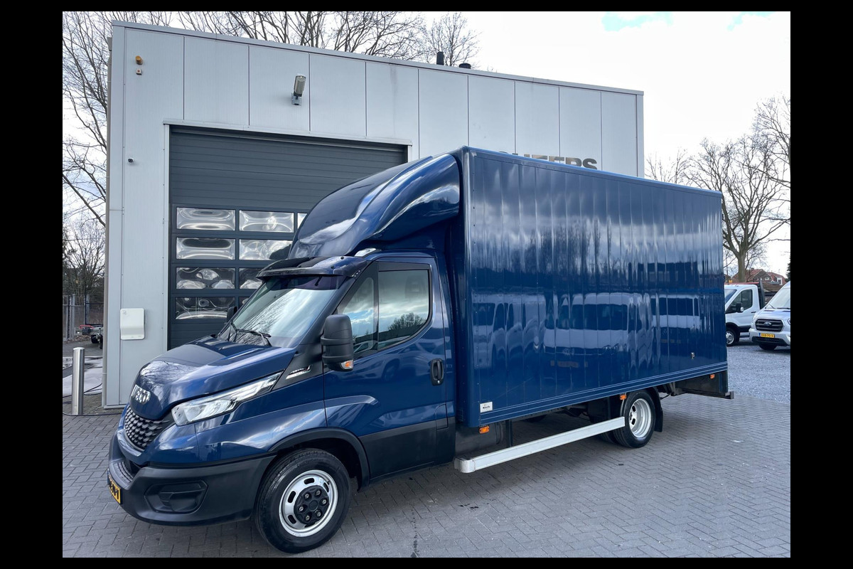 Iveco Daily 35C18 Aut. Bakwagen Airco | Navigatie | Luchtvering | Trekhaak Iveco Daily 35C18 Aut. Bakwagen Airco | Navigatie | Luchtvering | Trekhaak