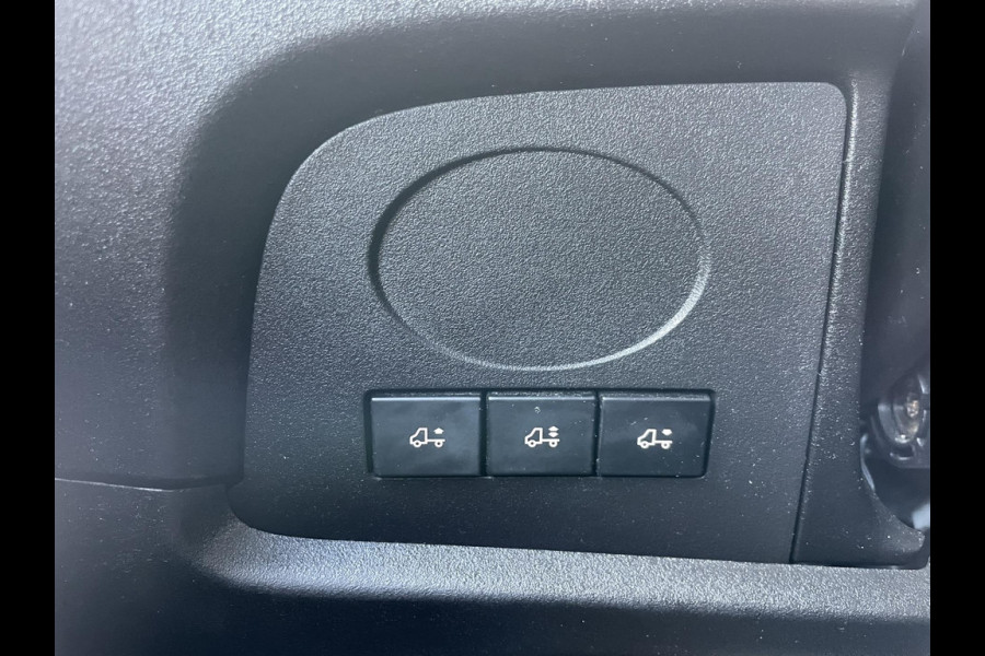 Iveco Daily 35C18 Aut. Bakwagen Airco | Navigatie | Luchtvering | Trekhaak