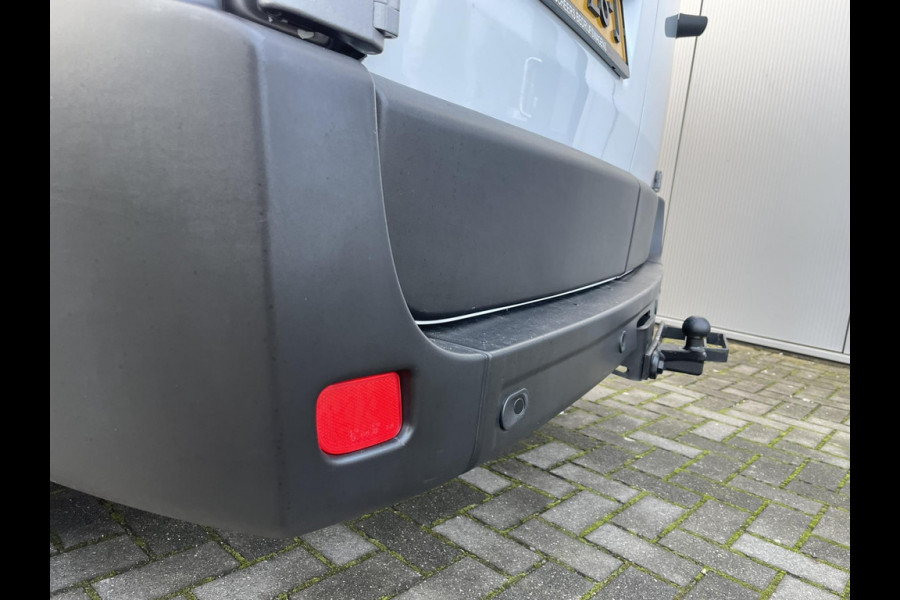 Renault Master T35 2.3 dCi 180PK L2H2 Airco | Navigatie | Camera