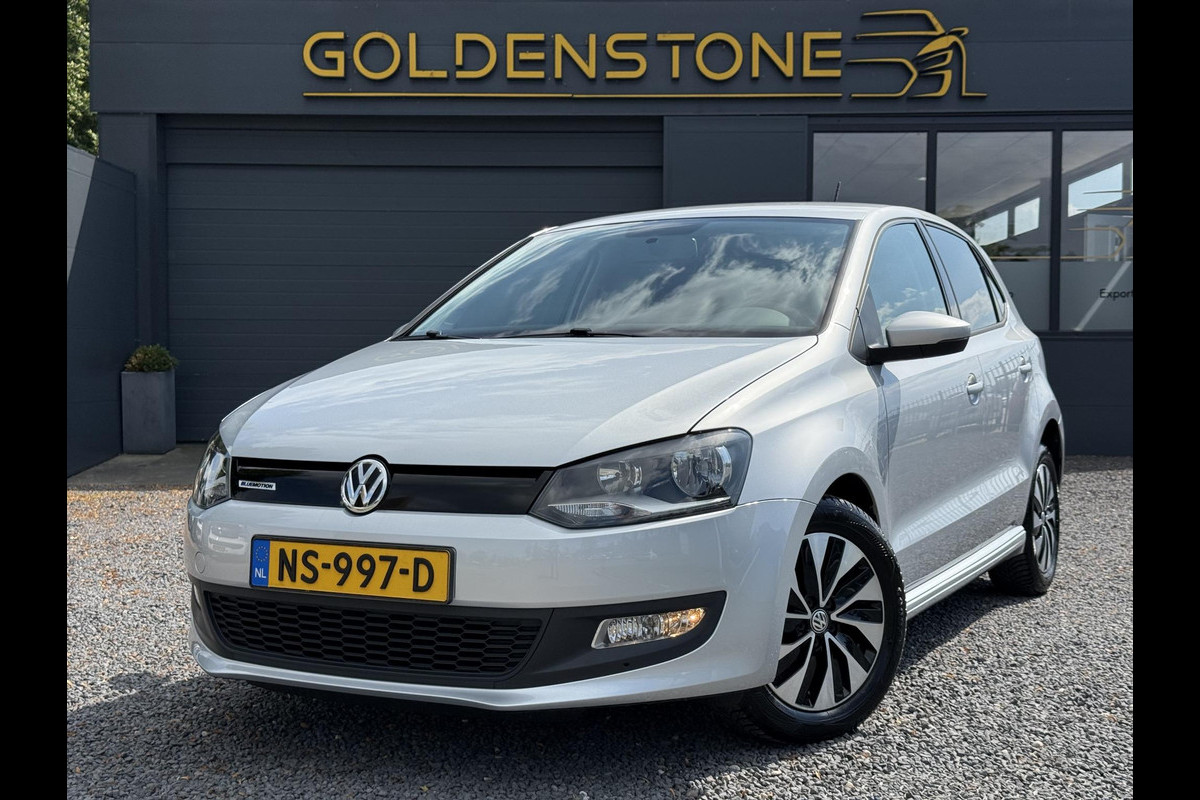 Volkswagen Polo 1.0 BlueMotion Edition Navi,Airco,Cruise,Lm velgen,5 Deurs,Lm velgen,Nieuwe Apk bij Aflevering Volkswagen Polo 1.0 BlueMotion Edition Navi,Airco,Cruise,Lm velgen,5 Deurs,Lm velgen,Nieuwe Apk bij Aflevering
