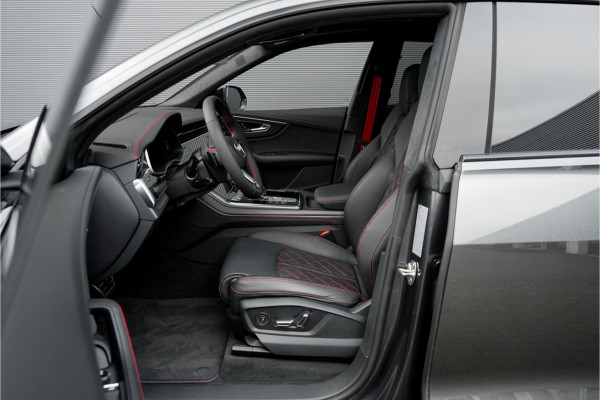 Audi Q8 60 TFSI e Quattro S Competition Pano B&O Trekhaak 4WS 23"