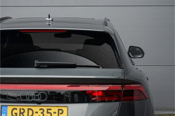 Audi Q8 60 TFSI e Quattro S Competition Pano B&O Trekhaak 4WS 23"
