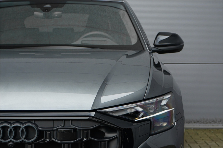Audi Q8 60 TFSI e Quattro S Competition Pano B&O Trekhaak 4WS 23"