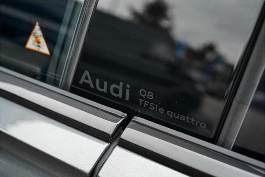 Audi Q8 60 TFSI e Quattro S Competition Pano B&O Trekhaak 4WS 23"