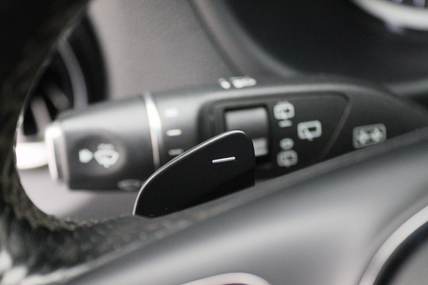 Mercedes-Benz Vito 116 CDI Extra Lang DC Comfort 2x Schuifdeur, LED, Apple Carplay, Camera, Stoelverwarming, Trekhaak, 18"