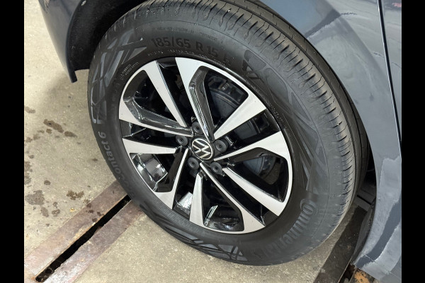 Volkswagen Polo 1.0 TSI United DSG Navi | Park pilot V+A | DAB | Getint glas