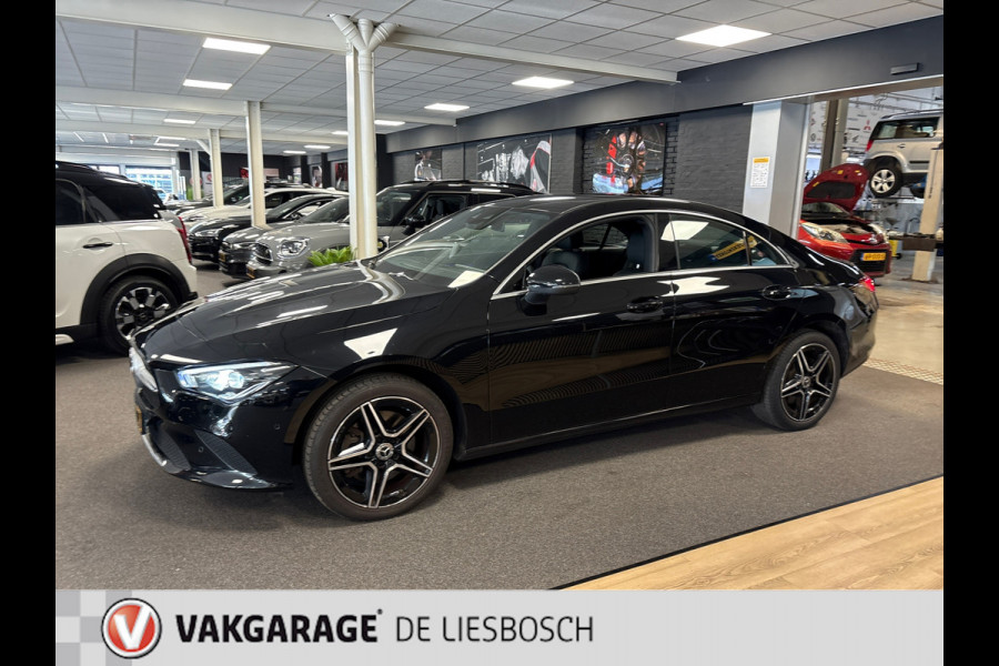 Mercedes-Benz CLA-Klasse 250 e Advantage AMG VELGEN / sfeer verlichting / camera / leder