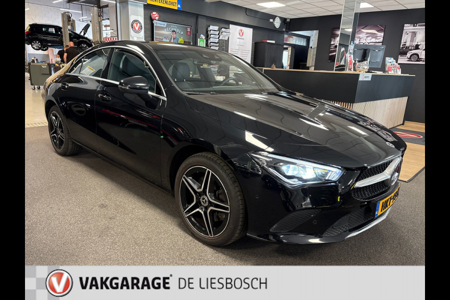Mercedes-Benz CLA-Klasse 250 e Advantage AMG VELGEN / sfeer verlichting / camera / leder