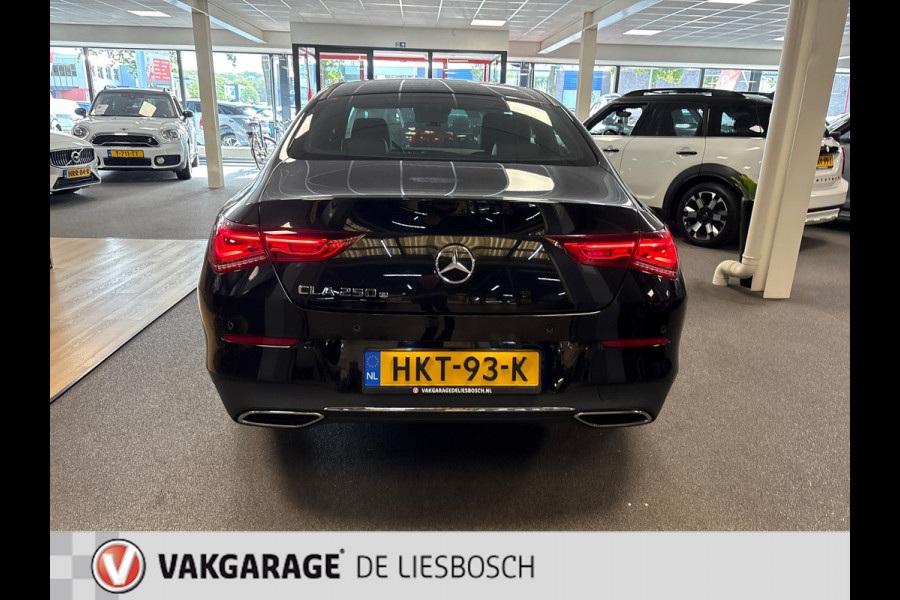 Mercedes-Benz CLA-Klasse 250 e Advantage AMG VELGEN / sfeer verlichting / camera / leder