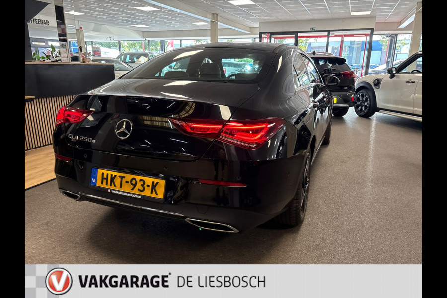 Mercedes-Benz CLA-Klasse 250 e Advantage AMG VELGEN / sfeer verlichting / camera / leder