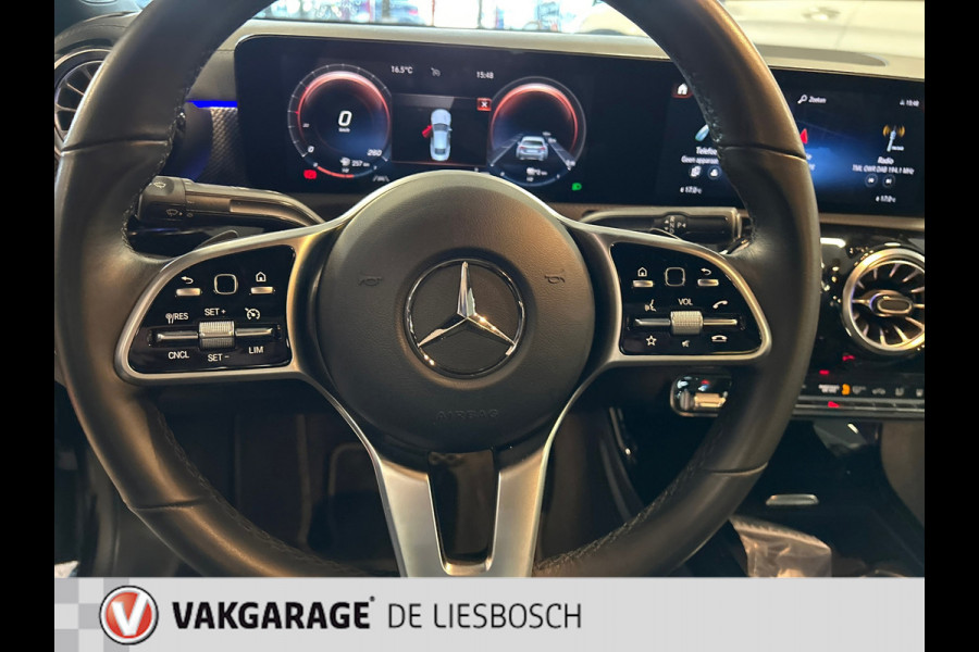 Mercedes-Benz CLA-Klasse 250 e Advantage AMG VELGEN / sfeer verlichting / camera / leder