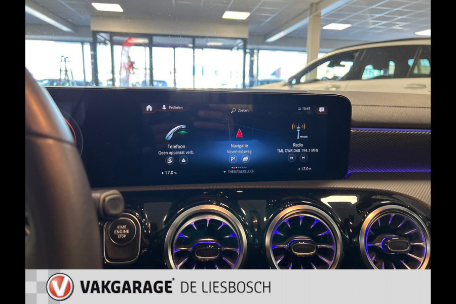 Mercedes-Benz CLA-Klasse 250 e Advantage AMG VELGEN / sfeer verlichting / camera / leder