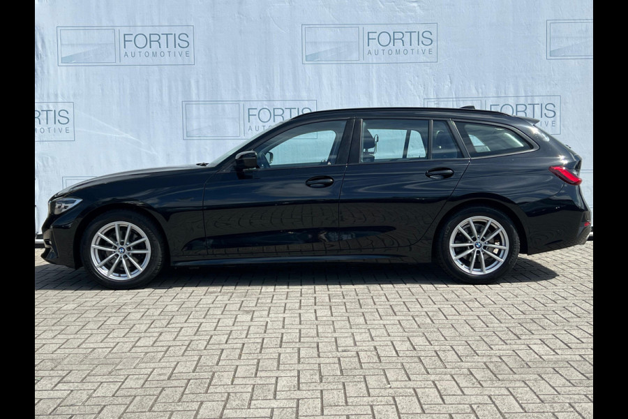 BMW 3 Serie Touring 320i Executive Edition NL-AUTO | ACC |PARKEER CAMERA | NAVI |