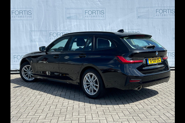 BMW 3 Serie Touring 320i Executive Edition NL-AUTO | ACC |PARKEER CAMERA | NAVI |