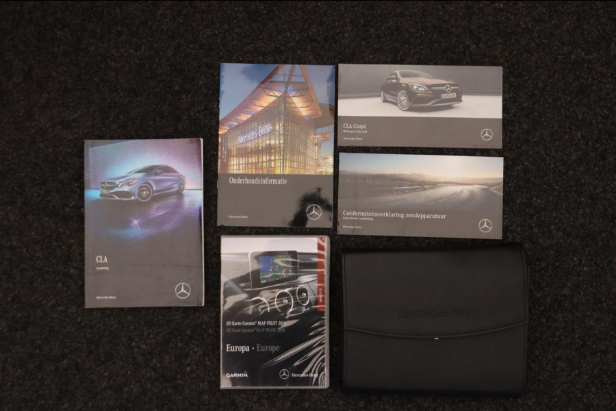 Mercedes-Benz CLA-Klasse 180 d Business Solution AMG * Origineel Nederlands * Camera Stoelverwarming