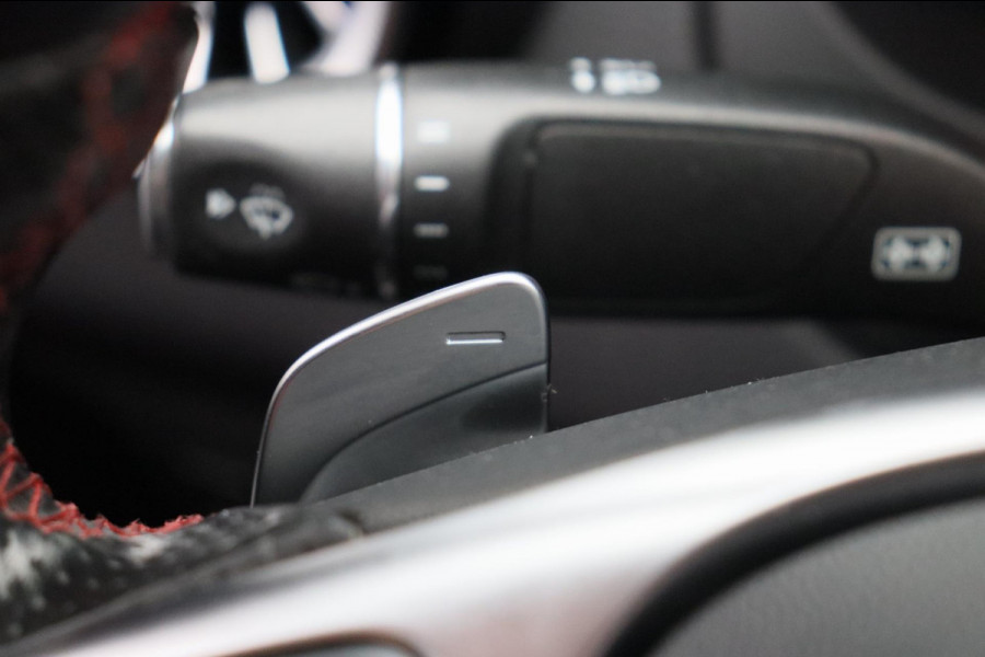Mercedes-Benz CLA-Klasse 180 d Business Solution AMG * Origineel Nederlands * Camera Stoelverwarming
