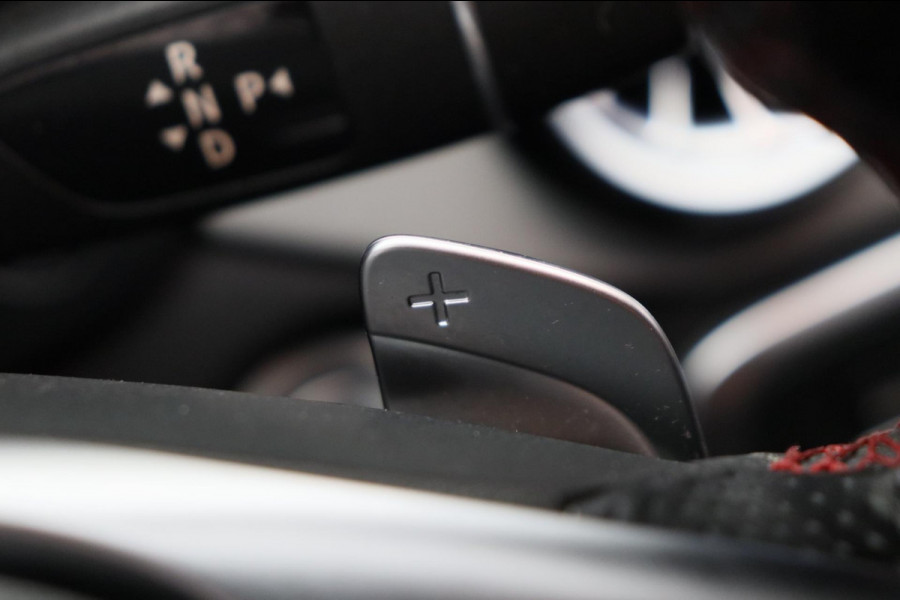 Mercedes-Benz CLA-Klasse 180 d Business Solution AMG * Origineel Nederlands * Camera Stoelverwarming