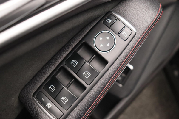 Mercedes-Benz CLA-Klasse 180 d Business Solution AMG * Origineel Nederlands * Camera Stoelverwarming