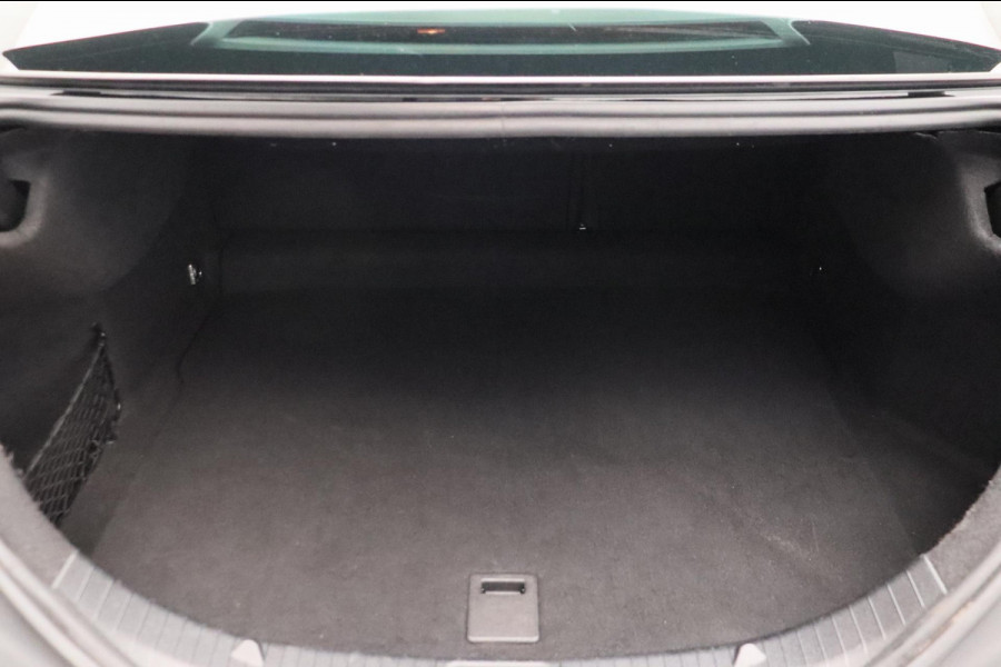 Mercedes-Benz CLA-Klasse 180 d Business Solution AMG * Origineel Nederlands * Camera Stoelverwarming