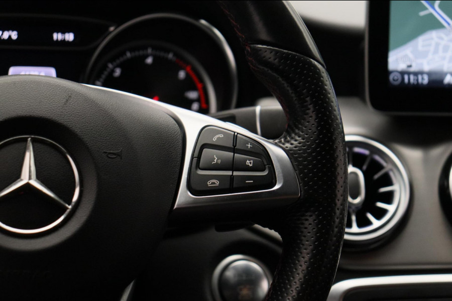Mercedes-Benz CLA-Klasse 180 d Business Solution AMG * Origineel Nederlands * Camera Stoelverwarming