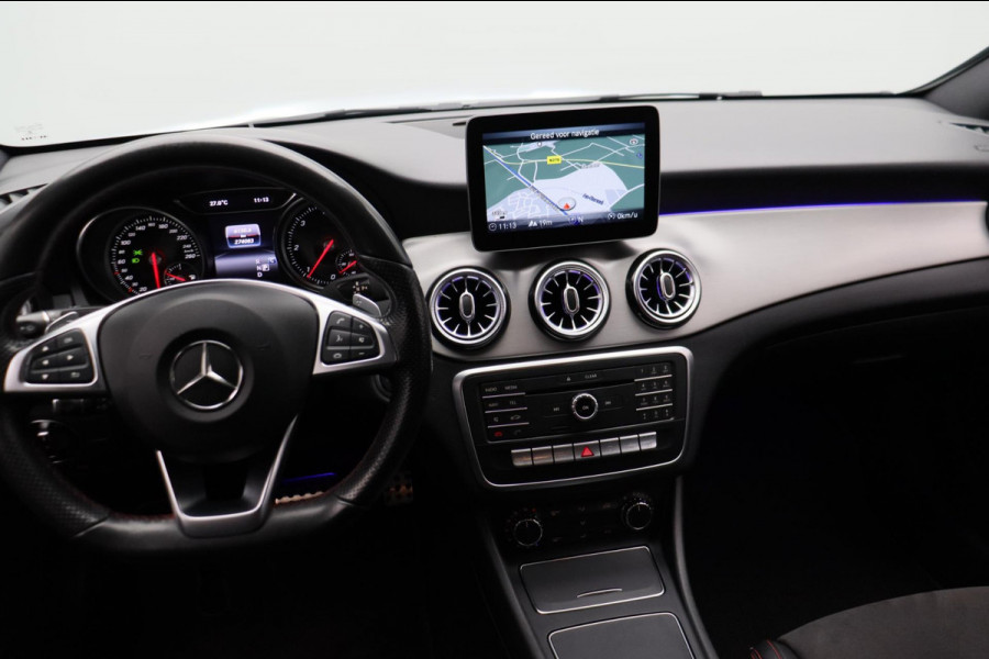 Mercedes-Benz CLA-Klasse 180 d Business Solution AMG * Origineel Nederlands * Camera Stoelverwarming