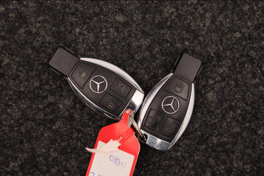 Mercedes-Benz CLA-Klasse 180 d Business Solution AMG * Origineel Nederlands * Camera Stoelverwarming