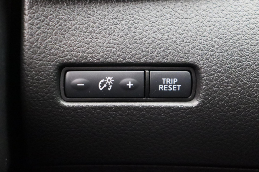 Nissan X-Trail 1.6 DIG-T N-Connecta *Origineel NL* Panorama Dak Trekhaak Keyless