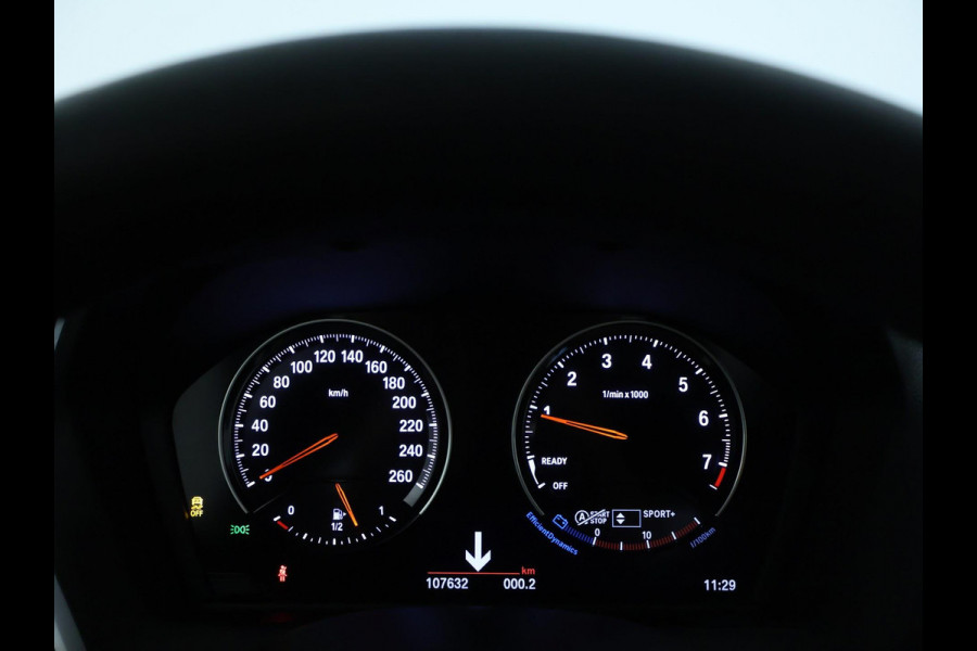 BMW 1-serie 116i High Executive M Sport | Navi | Leder | 6 bak