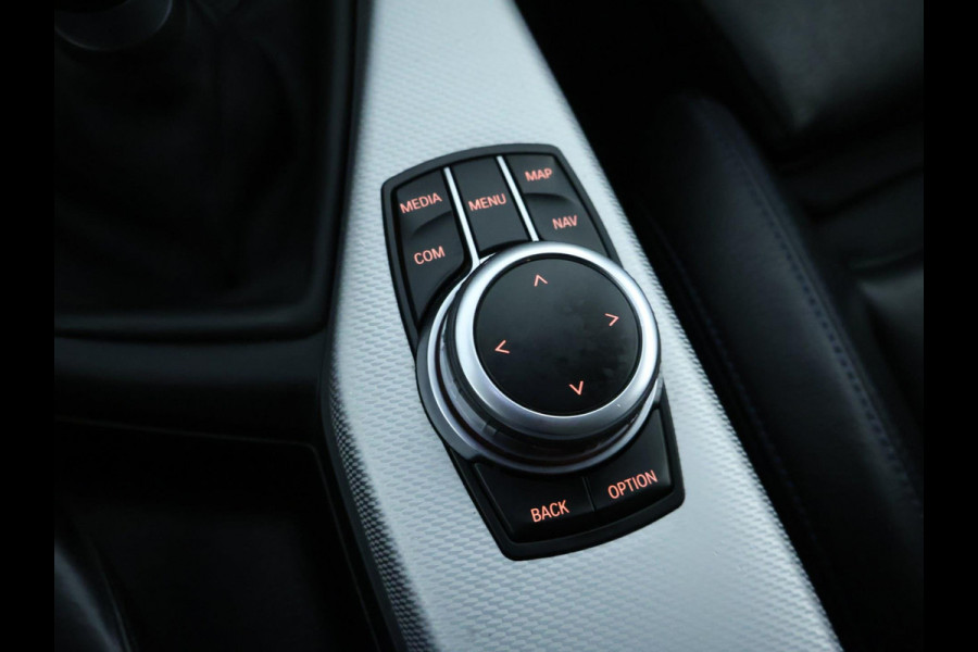 BMW 1-serie 116i High Executive M Sport | Navi | Leder | 6 bak