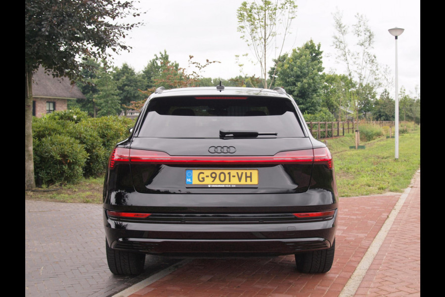 Audi e-tron e-tron 55 quattro advanced 95 kWh S-Line | Bang & Olufsen | Black Optic | Parkeersensoren | Virtual Cockpit |