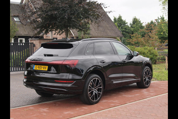 Audi e-tron e-tron 55 quattro advanced 95 kWh S-Line | Bang & Olufsen | Black Optic | Parkeersensoren | Virtual Cockpit |