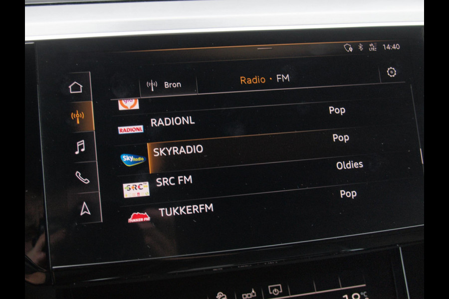 Audi e-tron e-tron 55 quattro advanced 95 kWh S-Line | Bang & Olufsen | Black Optic | Parkeersensoren | Virtual Cockpit |