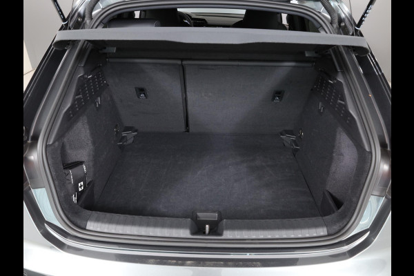 Audi A3 Sportback 30 TFSI S edition 116 pk S-tronic | Verlengde garantie | Navigatie | Parkeersensoren (Park assist) | Achteruitrijcamera | Adaptieve cruise control |