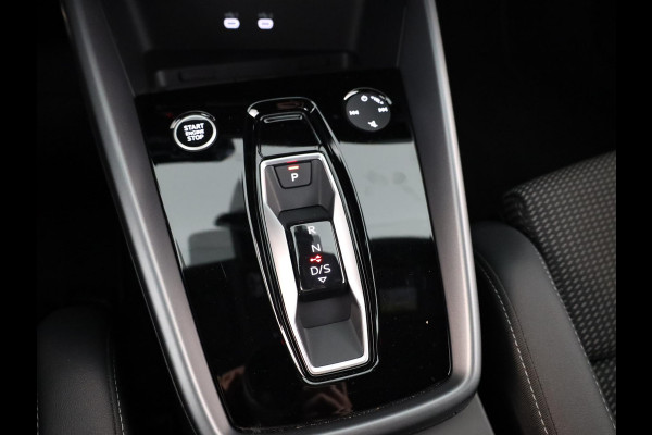 Audi A3 Sportback 30 TFSI S edition 116 pk S-tronic | Verlengde garantie | Navigatie | Parkeersensoren (Park assist) | Achteruitrijcamera | Adaptieve cruise control |