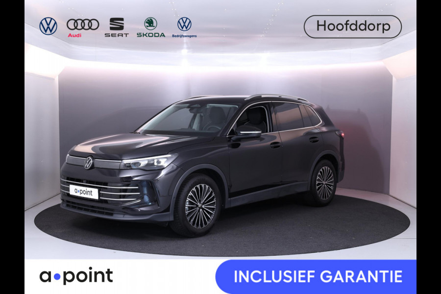 Volkswagen Tiguan 1.5 eTSI Elegance 150 pk Automaat (DSG) | Navigatie | Elektr. trekhaak | Parkeersensoren (Park assist) | Rondomzicht camera | Matrix LED koplampen |