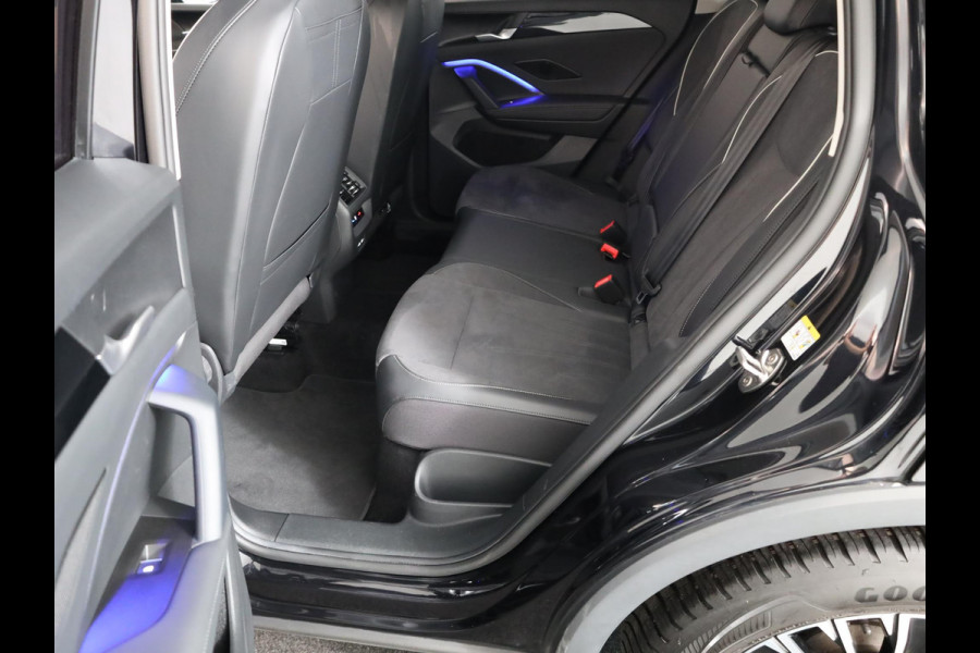 Volkswagen Tiguan 1.5 eTSI Elegance 150 pk Automaat (DSG) | Navigatie | Elektr. trekhaak | Parkeersensoren (Park assist) | Rondomzicht camera | Matrix LED koplampen |