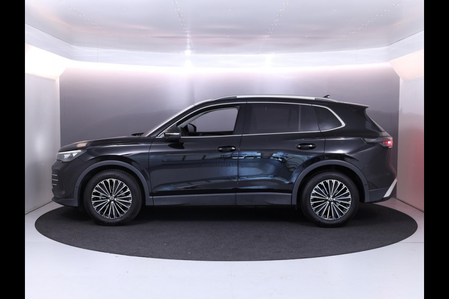 Volkswagen Tiguan 1.5 eTSI Elegance 150 pk Automaat (DSG) | Navigatie | Elektr. trekhaak | Parkeersensoren (Park assist) | Rondomzicht camera | Matrix LED koplampen |